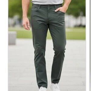 Lululemon Dark Green Men’s pants size 34